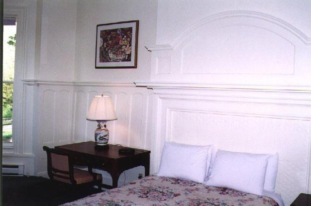 Commonwealth Court Guest House Boston Room photo